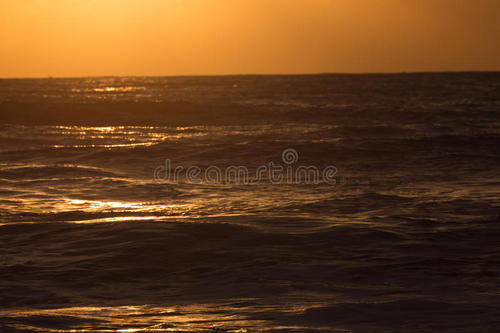 生活中的黑暗与阳光