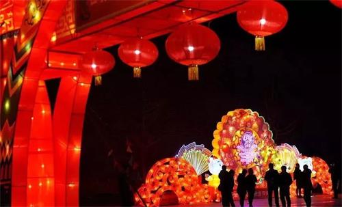 成语描述节日场面