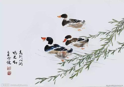 回崇春河夜景的诗意味