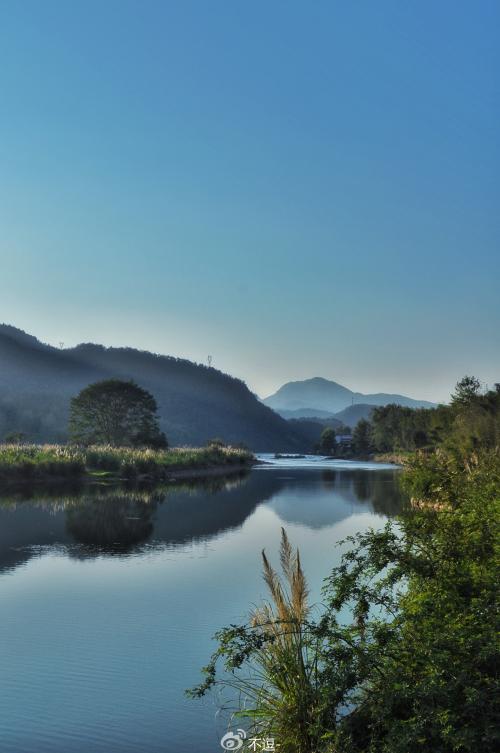 经典语录:我永远不会忘记它的原因是因为我知道我将一生不再拥有它