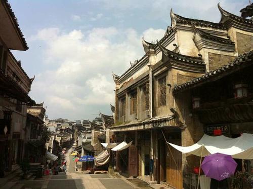 在27岁的时候，您甚至还没有看到这个世界。世界观从何而来？