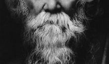 泰戈尔：一个人