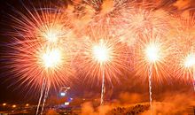 描写放烟花的片段