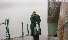 用委屈撑开的长大