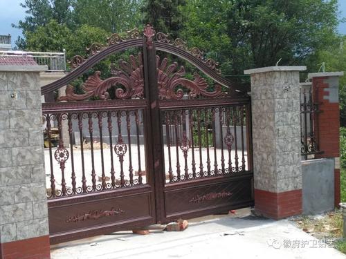 经典语录：要成功，就需要朋友，要取得巨大的成功，就需要敌人