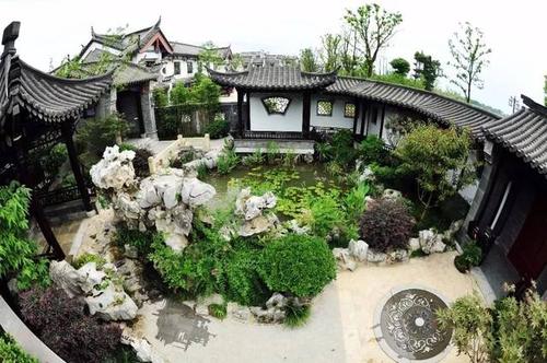 句子中的一个角视图