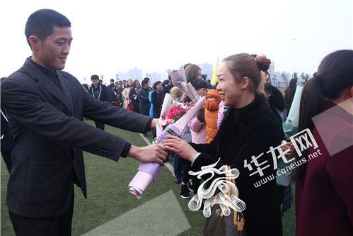 参加儿子的成人仪式后写的