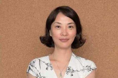 马云：她曾经是接待员，现在是副总裁