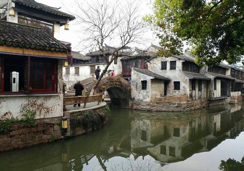 于秋雨：江南镇