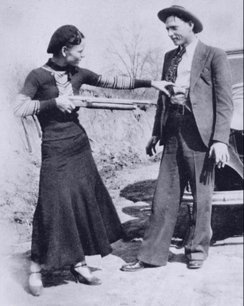 罗兰：气质相似