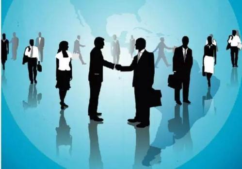 在交流和生活中有专门知识，这些方面非常重要