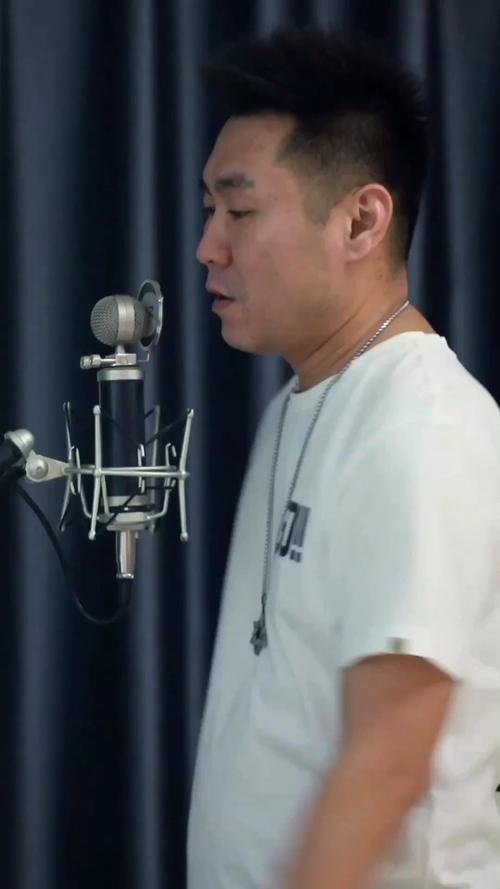 再多一个心墙，少一个朋友