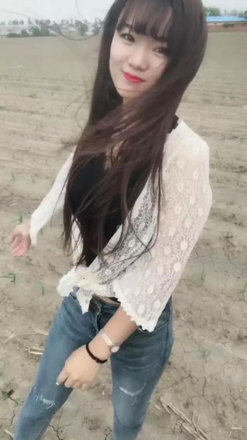 如果您是鱼,那么幸福就是清澈凉水的戏仿