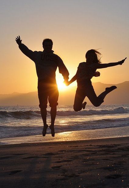 经典语录：牵着手看黄昏，问你粥可以多温暖