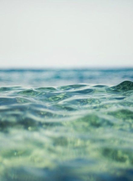 做一个沉默寡言但内心深处的人