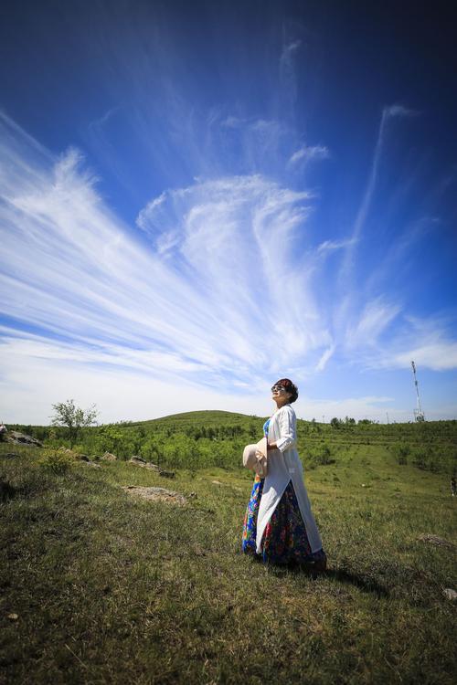 如果幸福不在路的尽头，那就一定在路的尽头