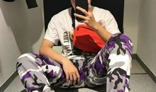 引人注目怎么造句