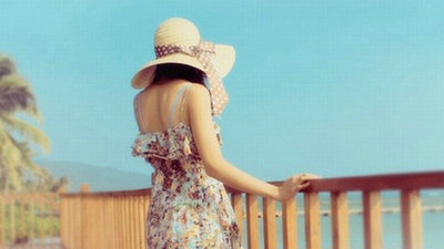 关于生活的哲学句:生活就像一个旅行者,我也是行人