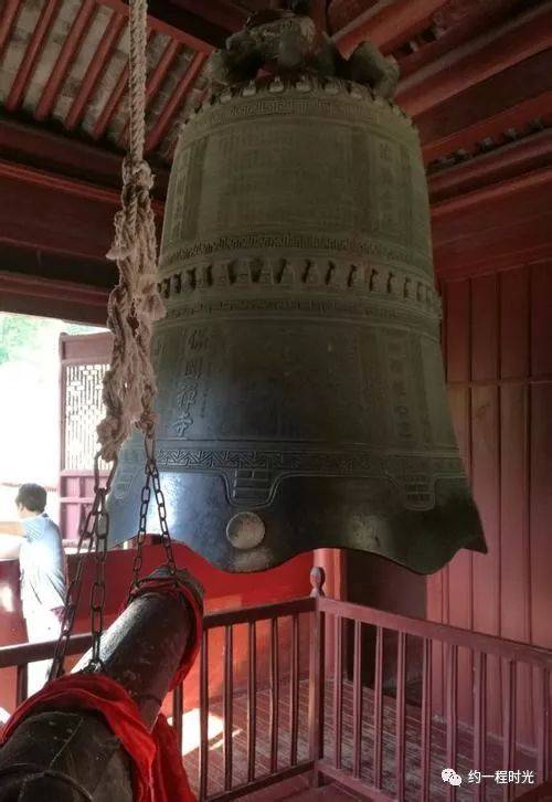 石铁生：垂死的钟声