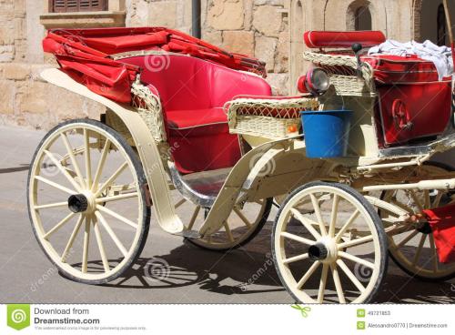 四个四轮马车绕口令