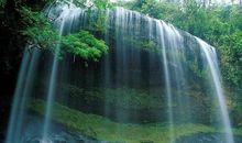 描写瀑布的句子