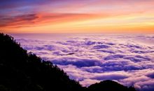 旅游爬山开心的句子 爬山开心的唯美句子