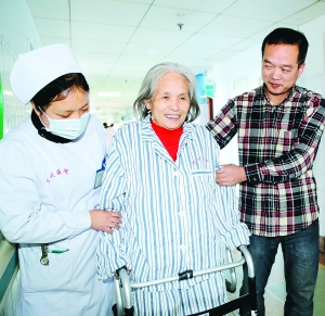 莫H:少女诗·起床穿新衣服