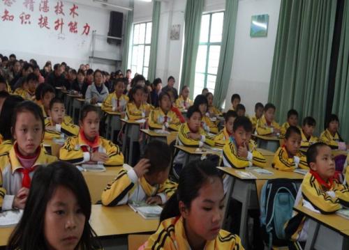 用一句话清洁耳朵