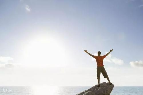 永恒成功的秘诀：每天消灭自己