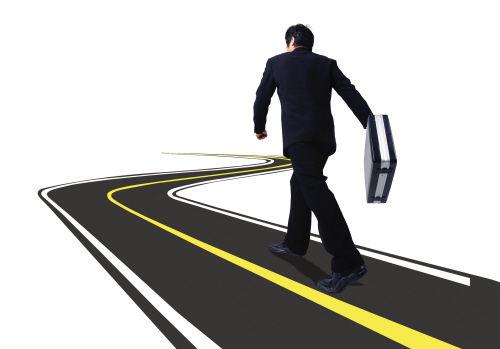 工作场所的新移民如何快速成长？避免走弯路的四种方法