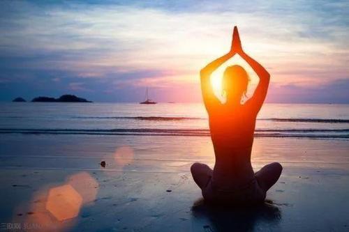 在30岁之前，请强迫自己成为这种人