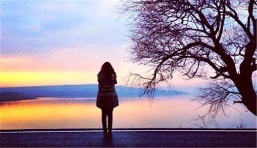 生活是一种孤独的习俗