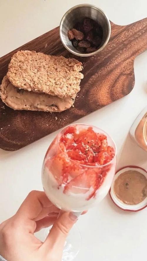 您必须努力工作才能过上理想的生活