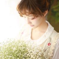 爱情总是让人们先脸红，然后红红的眼睛