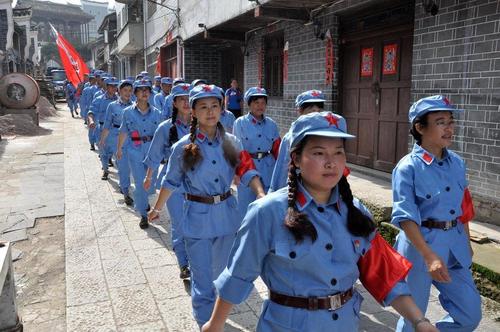 农村儿童进入城市需要多长时间？