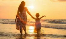 今天我们替孩子抵挡残酷，明天谁为他们买单？