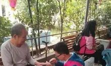 雷锋就在我身边作文400字