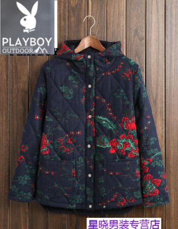 深藏记忆的海军蓝棉大衣