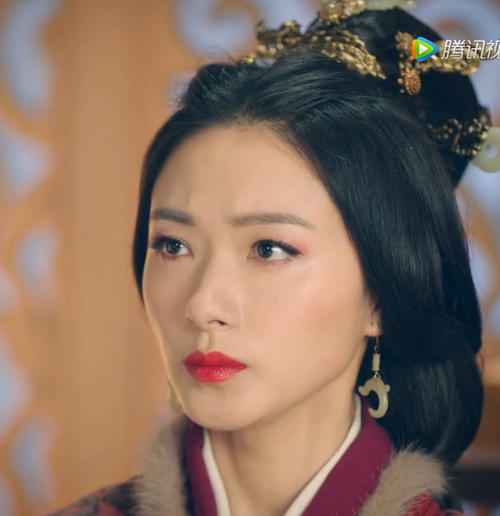 妈妈老了，她确实老了