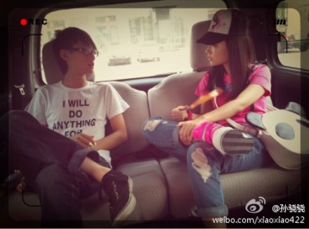 宝贝妈妈宝贝女孩经典行