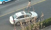 我们正在社会上裸奔，且找不到方向