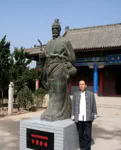 关于扁Qu纪念馆的思考