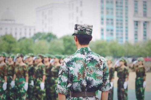 大学军事训练经验