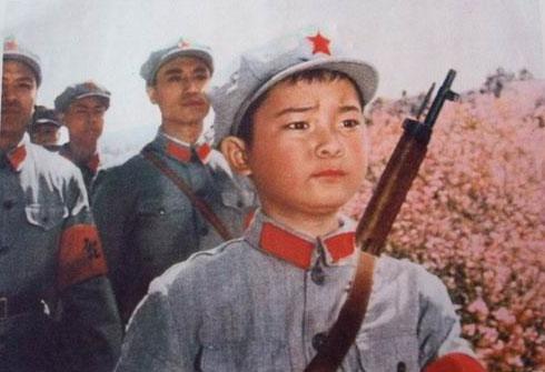 闪亮的红星评论