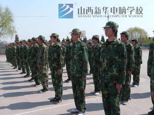 初中构成我的军事训练生活