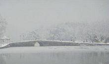 扩写湖心亭看雪