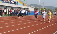 田径运动会加油稿