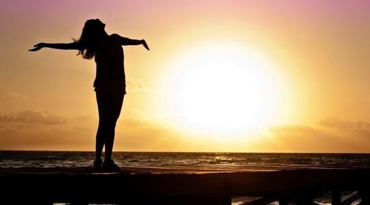 爱情从来都不是简单的，它拥有完美