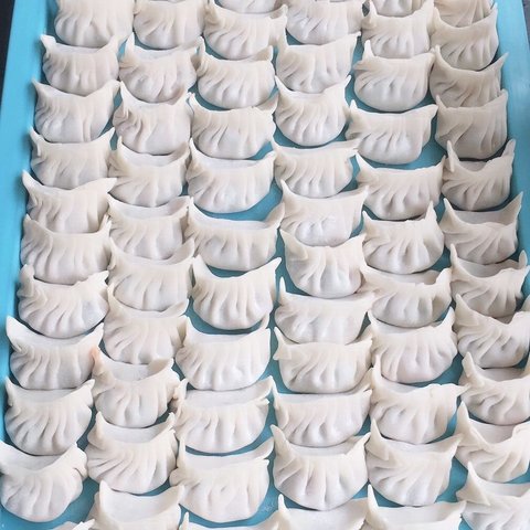 第一次做饺子的100个字