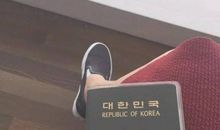 经典语录：笨过、傻过、瞎过，就够了，要懂得爱自己